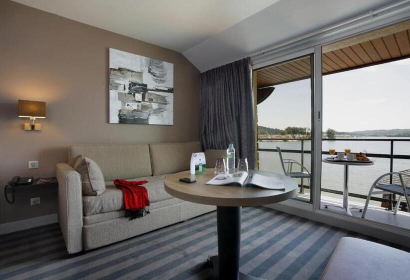 스탠다드 룸 호수 전망, Hôtel Du Golf De L Ailette, The Originals Relais