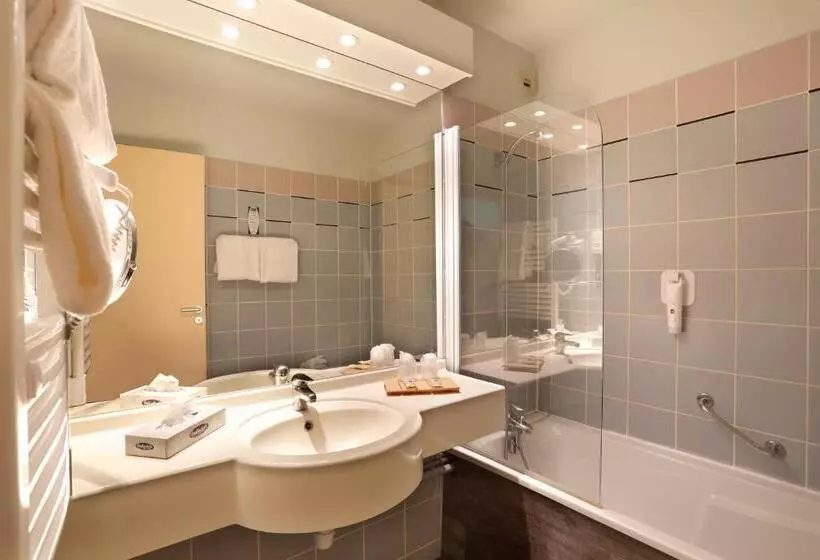 ファミリールーム, Hôtel Du Golf De L Ailette, The Originals Relais