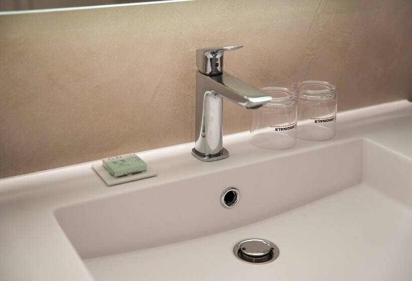 패밀리 룸, Hôtel Du Golf De L Ailette, The Originals Relais