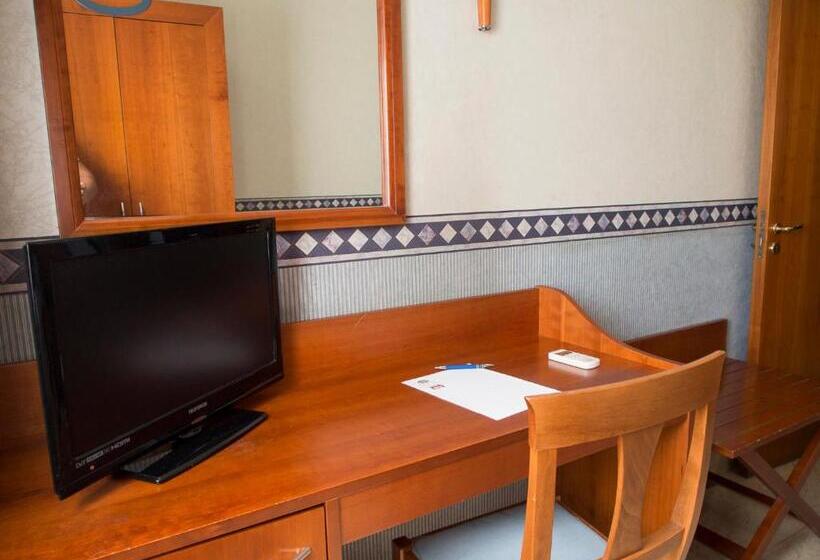 单人基本间, Kroma