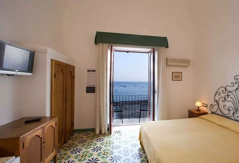 اتاق استاندارد با چشم‌انداز دریا, La Caravella Di Positano   Relais & Beach