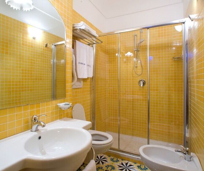 带1个卧室的带海景的公寓, La Caravella Di Positano   Relais & Beach