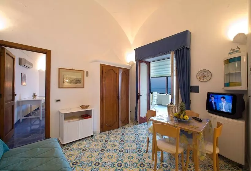 آپارتمان 1 خوابه با چشم‌انداز دریا, La Caravella Di Positano   Relais & Beach