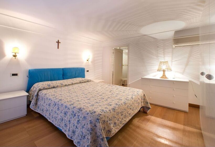 Апартаменты 1 Спальня Вид на Море, La Caravella Di Positano   Relais & Beach