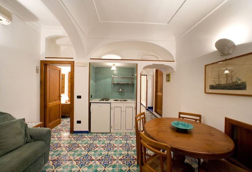Апартаменты 2 Спальни Вид на Море, La Caravella Di Positano   Relais & Beach
