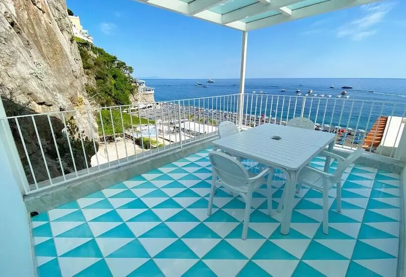 سوئیت با تخت بزرگ, La Caravella Di Positano   Relais & Beach