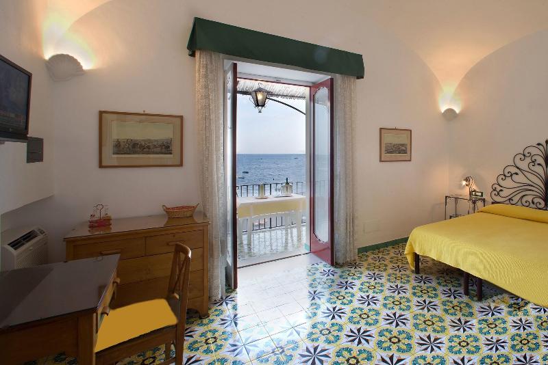 Номер Стандарт Вид на Море, La Caravella Di Positano   Relais & Beach