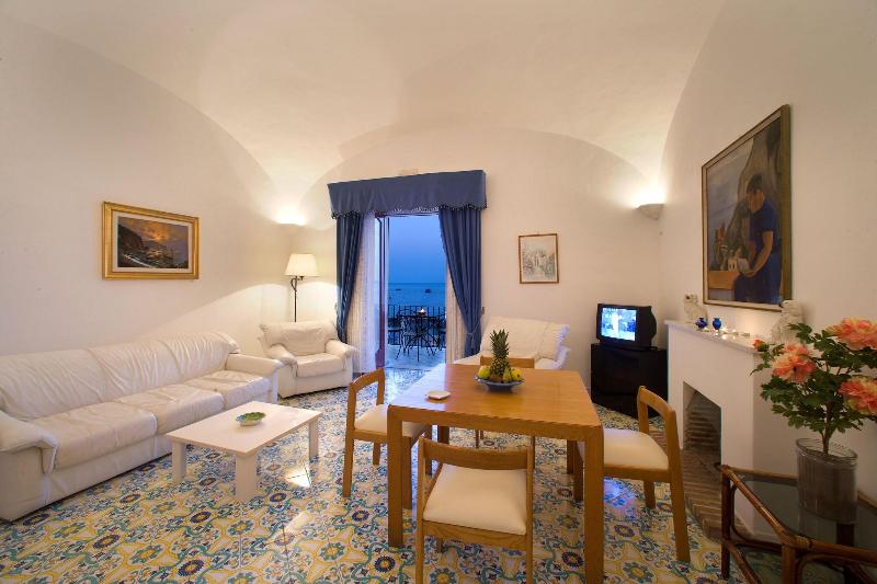 带1个卧室的带海景的公寓, La Caravella Di Positano   Relais & Beach