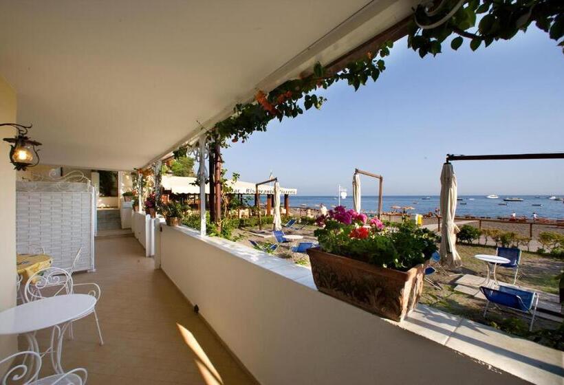 带2个卧室带海景的公寓, La Caravella Di Positano   Relais & Beach