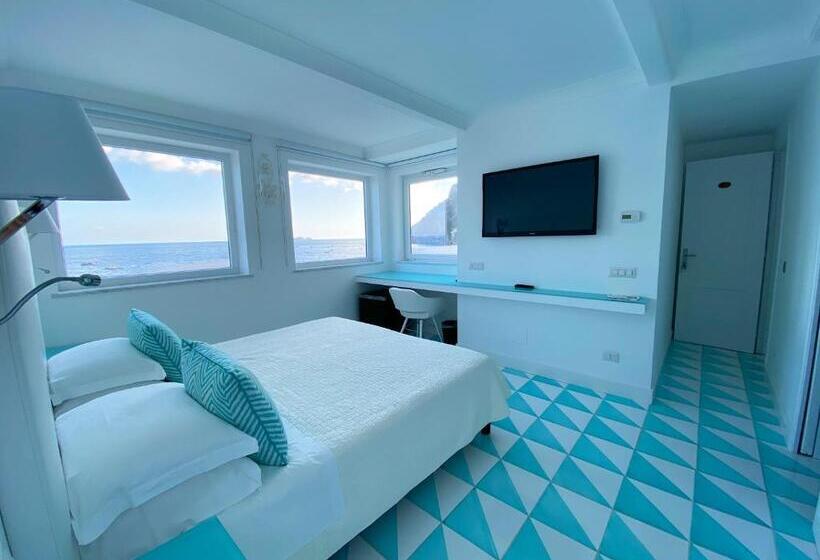 带1个卧室的顶楼公寓, La Caravella Di Positano   Relais & Beach