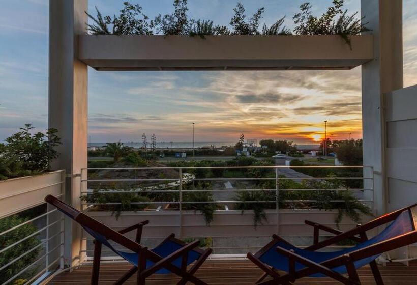 Номер Стандарт Вид на Море, La Conchiglia