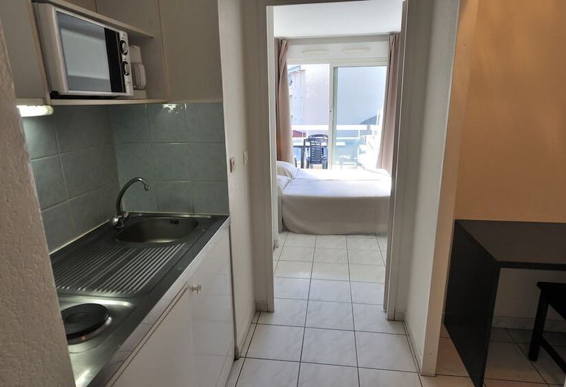 إستوديو قياسى, Residhotel Cannes Festival