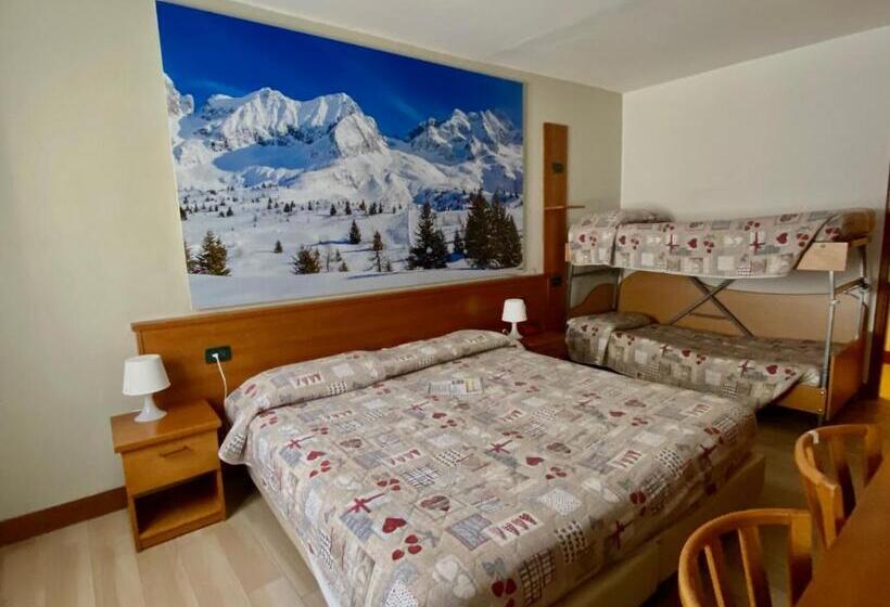 חדר סטנדרט לארבעה, Sciatori 3 Stelle Superior