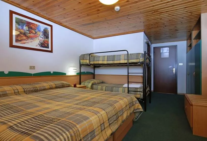スタンダード４人部屋, Sport Hotel Pampeago