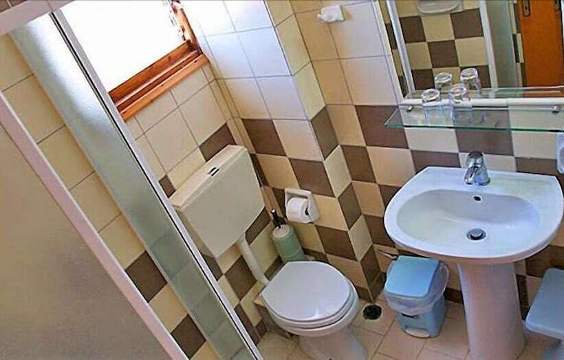 غرفة إقتصادية, Sunlight