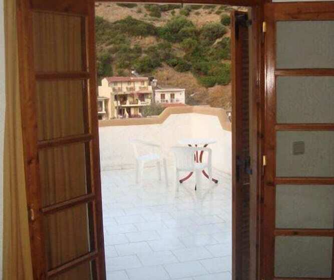 غرفة إقتصادية, Sunlight