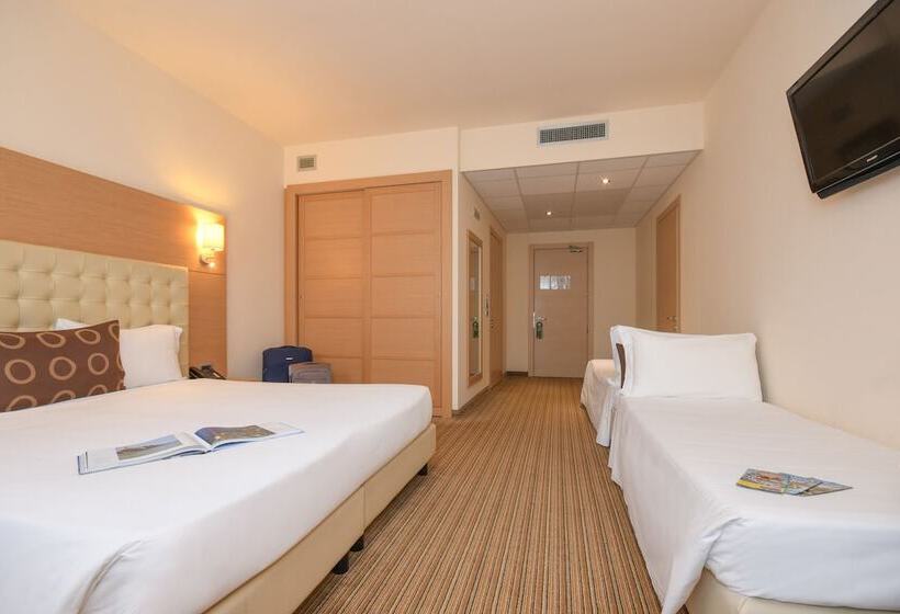 四人标准间, Th Lazise   Hotel Parchi Del Garda