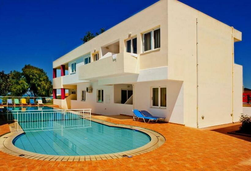 标准工作室带泳池景, Thodorou Village