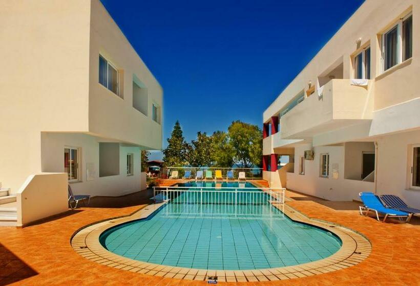 标准工作室带泳池景, Thodorou Village