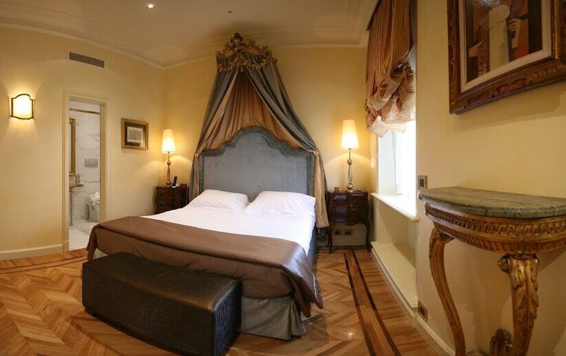 סוויטת ג'וניור, Villa Duse