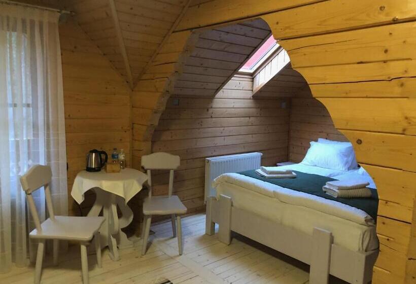 استودیو خانوادگی, Villa Затишна