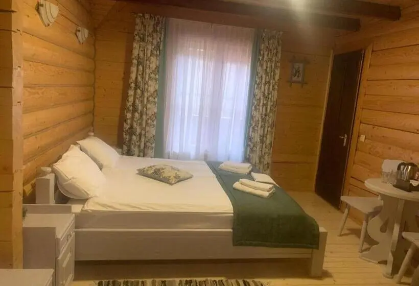 スタンダードトリプルルーム, Villa Затишна