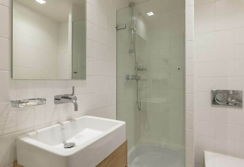 标准单人间, 9hotel Opera