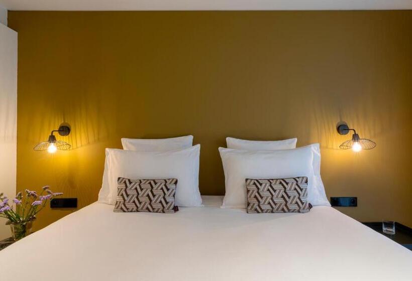 高级大房间, 9hotel Opera