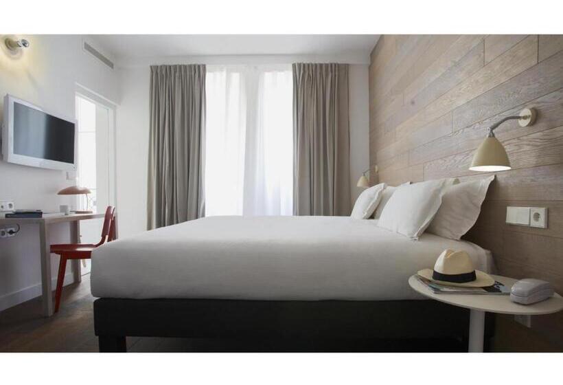 俱乐部房间, 9hotel Opera