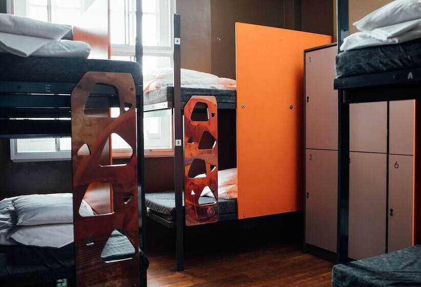 Кровать в Общей Комнате, Clink78 Hostel