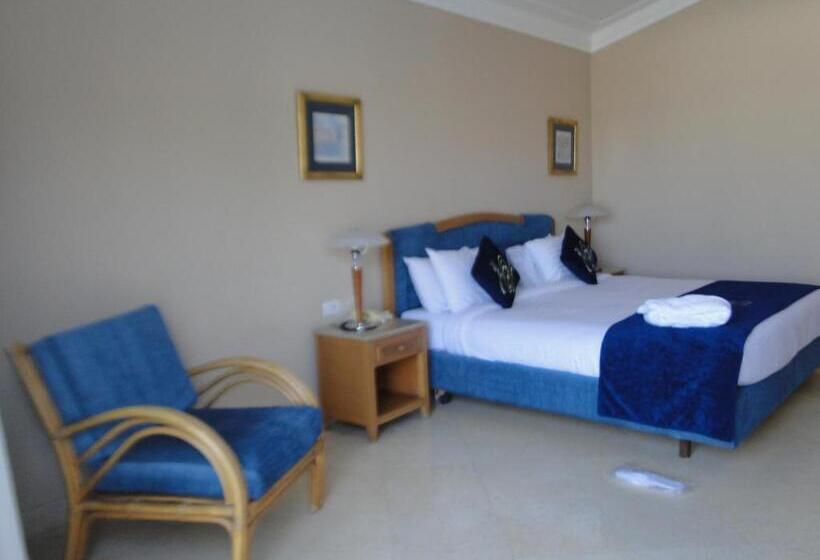 اتاق سه نفره دلوکس با چشمانداز دریا, Ecotel Dahab Bay View Resort