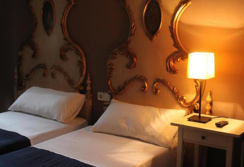 Номер Стандарт, Hostal Lk Barcelona