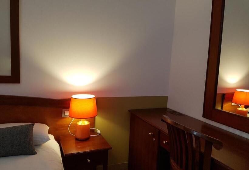 Номер Стандарт Индивидуальный, Hostal Lk Barcelona