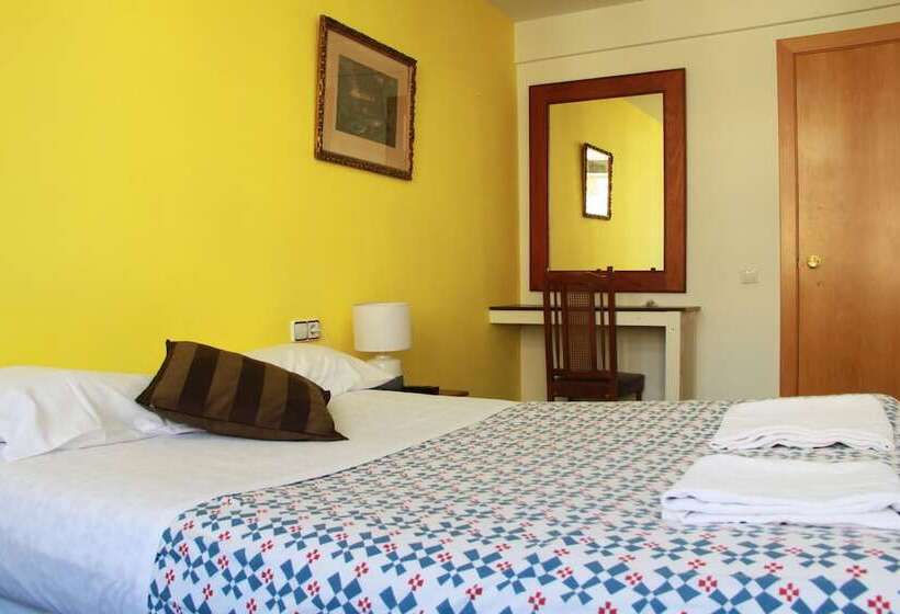 Номер Стандарт Совместная Ванная, Hostal Lk Barcelona