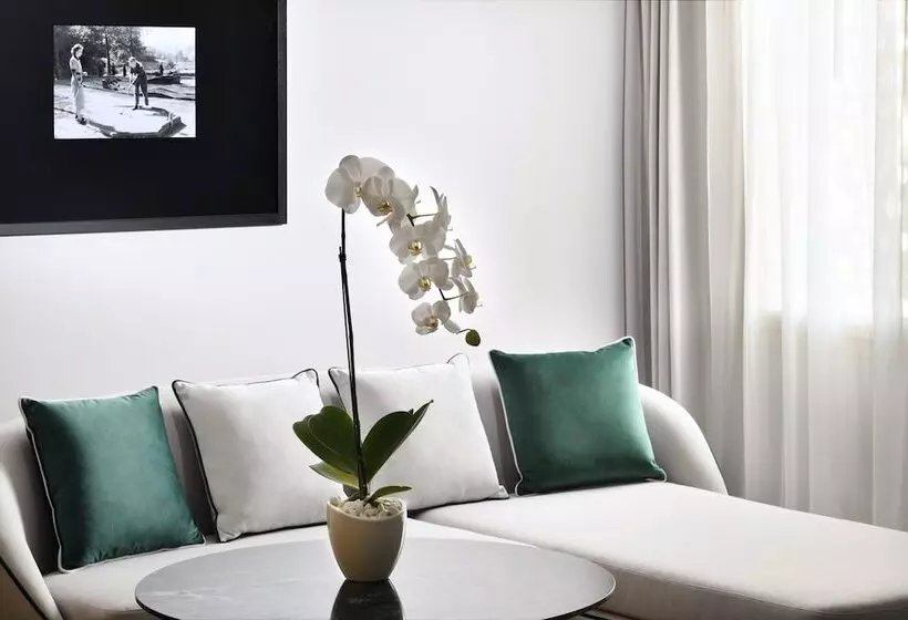 Premium Room Golf View, Address Montgomerie