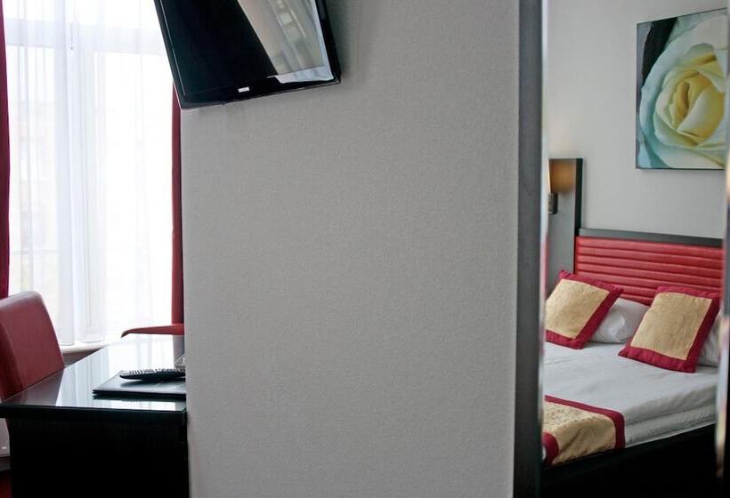 اتاق استاندارد با بالکن, Allure