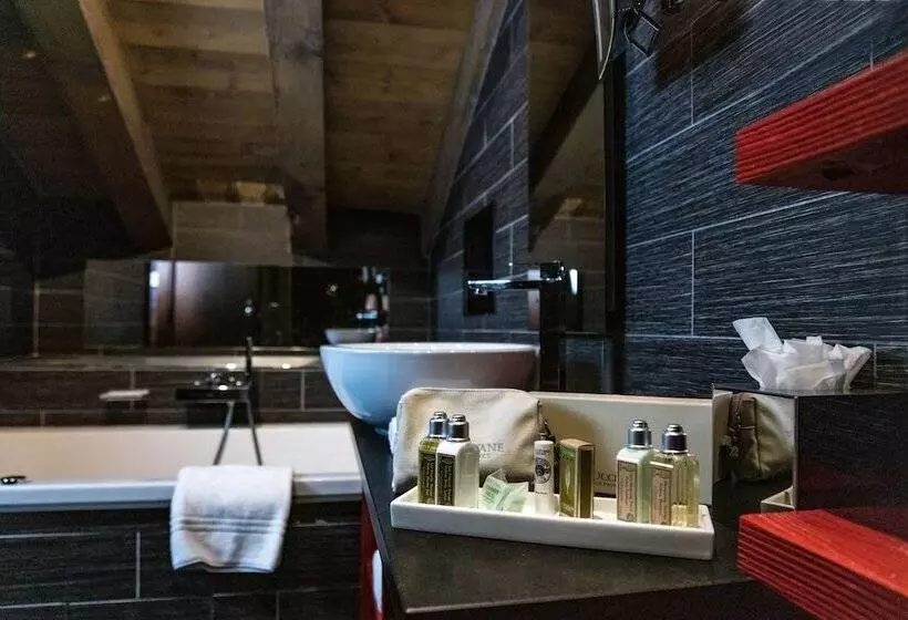 سوییت, Avenue Lodge Hotel & Spa