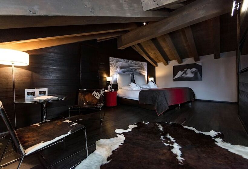 سوییت جونیور, Avenue Lodge Hotel & Spa