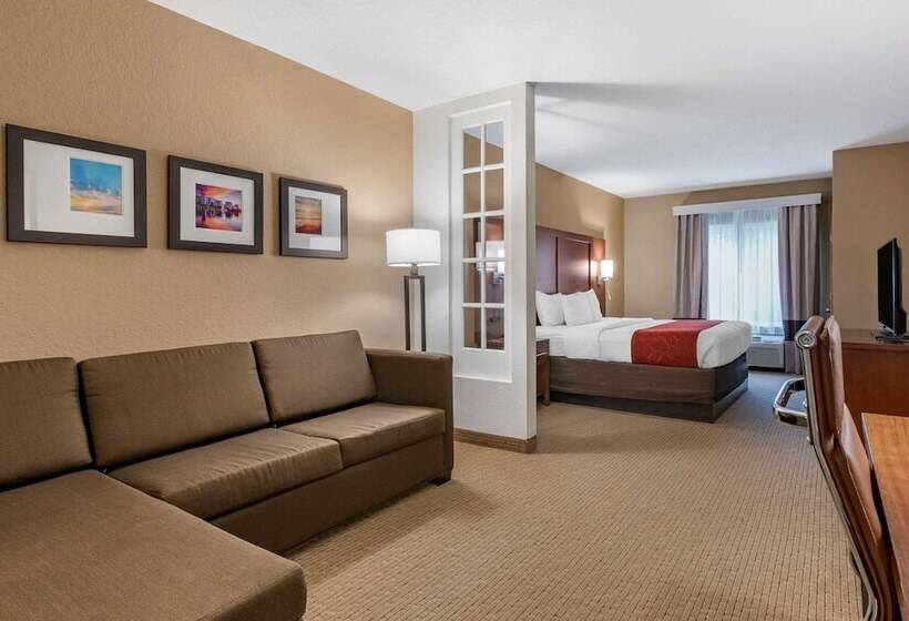 جناح, Comfort Suites Orlando Airport