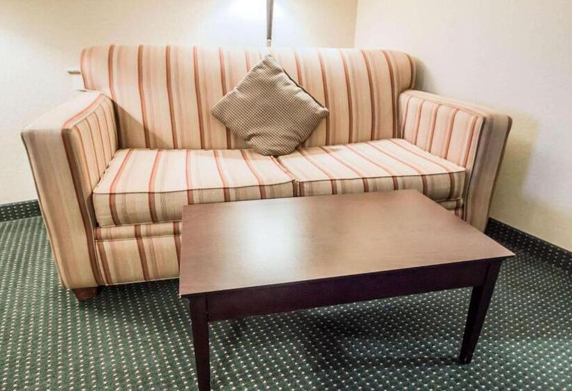 جناح, Comfort Suites Orlando Airport