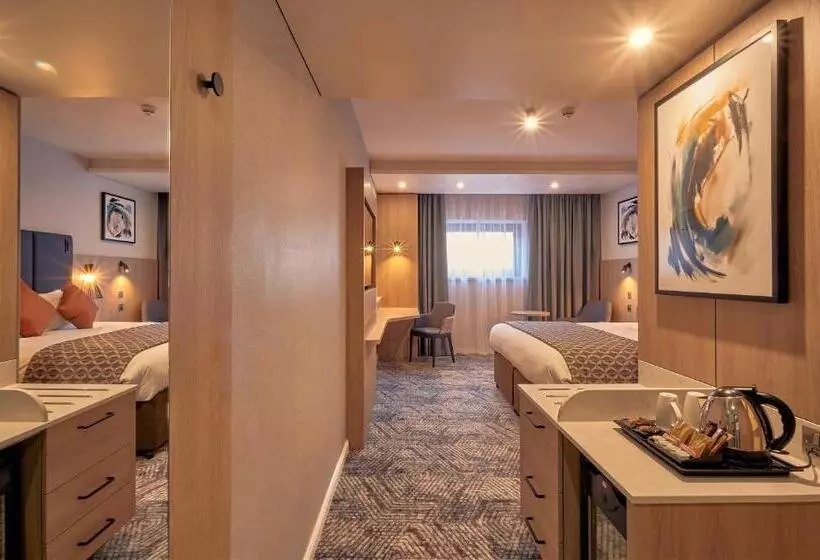 身障者適用スタンダードルーム, Crowne Plaza Reading East