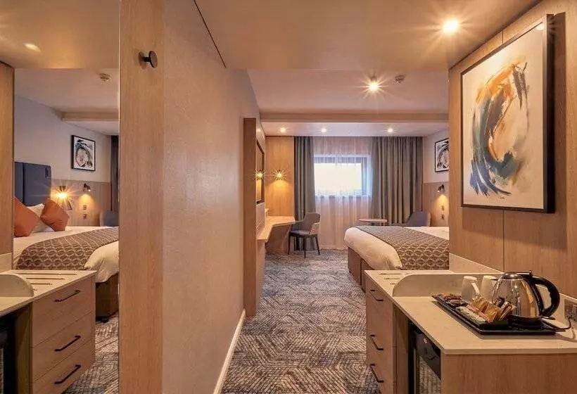 身障者適用スタンダードルーム, Crowne Plaza Reading East