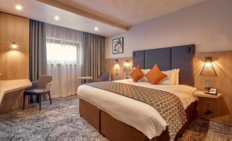 스탠다드 룸, Crowne Plaza Reading East