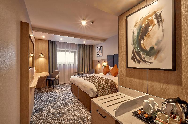 장애인을 위한 스탠다드 룸, Crowne Plaza Reading East