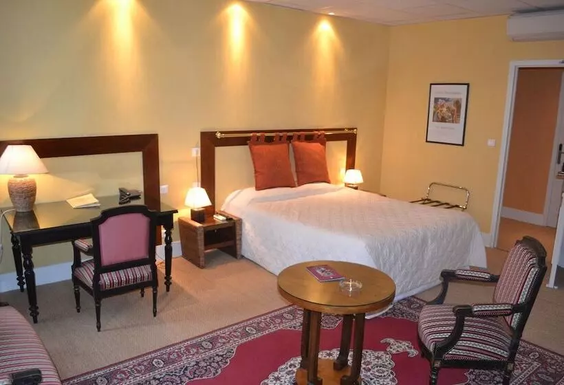Standard-huone, De France