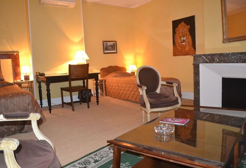 标准三人间, De France