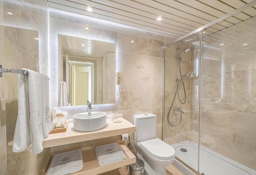 غرفة سوبيريور مطلّة علي البحر, Elementa Boutique Hotel   Adults Only