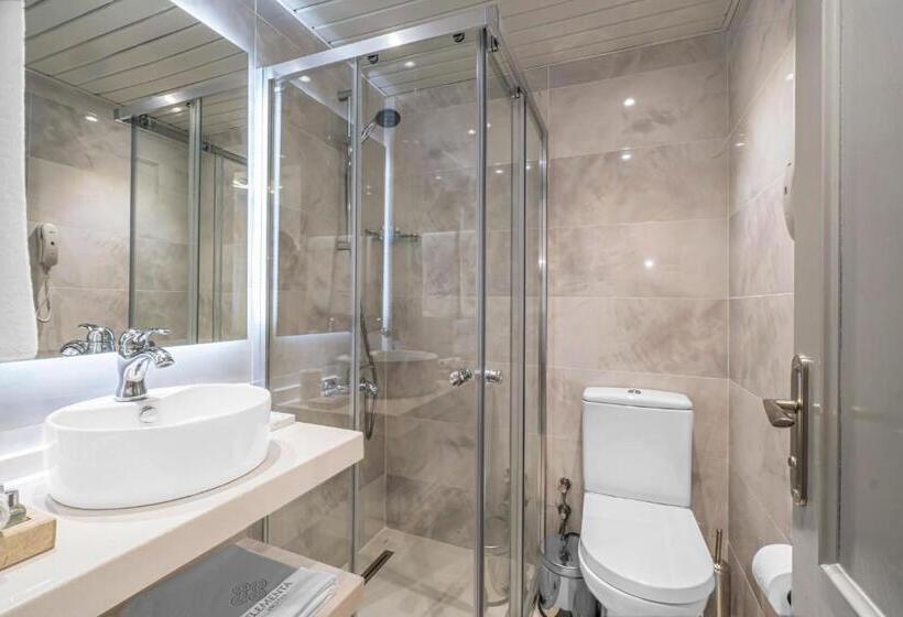 غرفة سوبيريور مطلّة علي البحر, Elementa Boutique Hotel   Adults Only