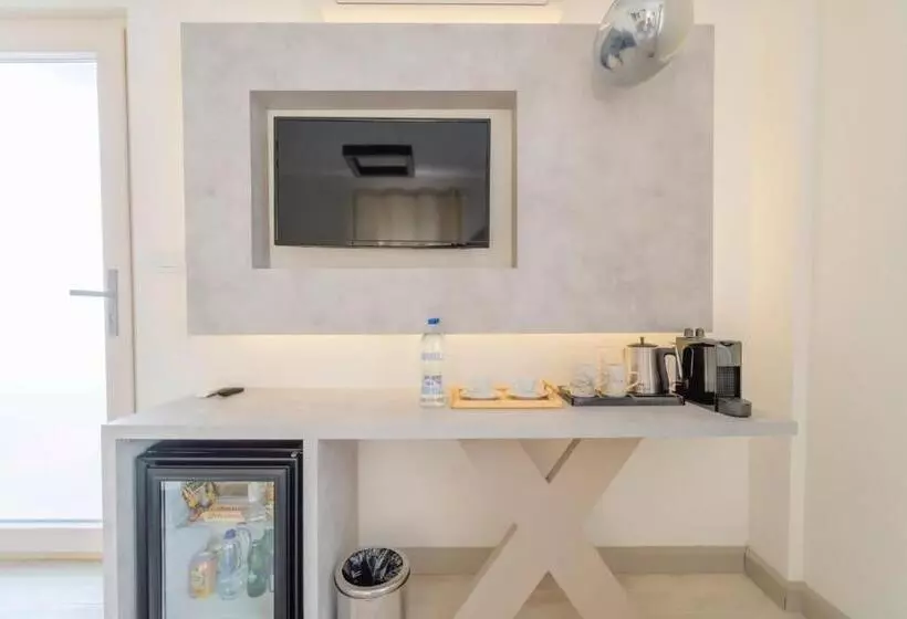 سوئیت با تخت بزرگ, Elementa Boutique Hotel   Adults Only