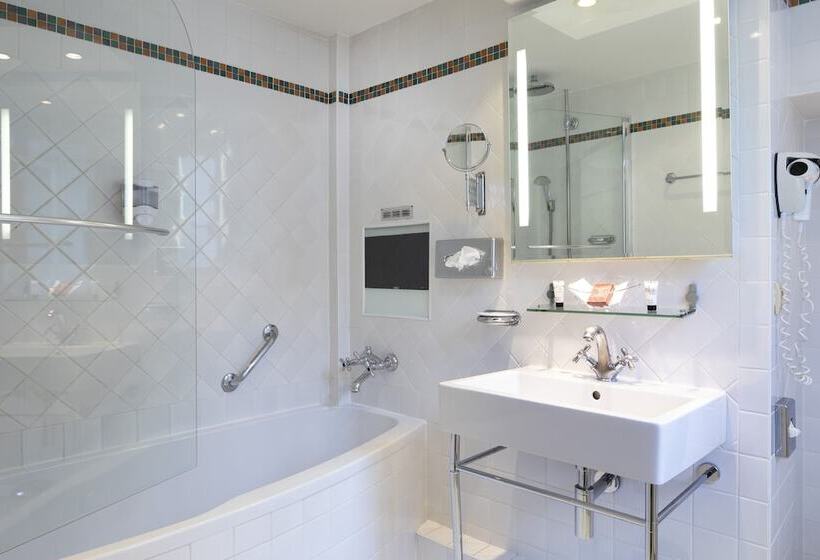 수피리어 룸, Elysees